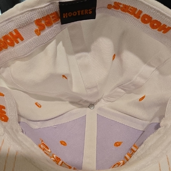 Rare Hooters Air Blue and Orange Lunchbox with Thermos And Hat - Picture 10 of 10